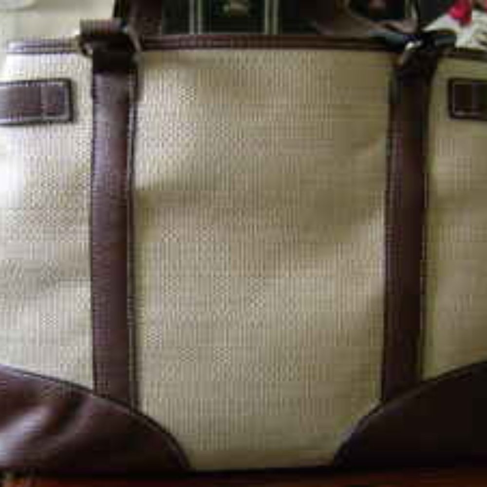 NWT BEIGE & BROWN LADIES BAG/ PURSE
